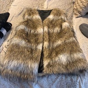 Fur vest